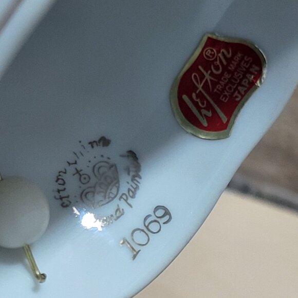 Vintage Porcelain Christmas Bell Cardinal Holly Design - Picture 4 of 10